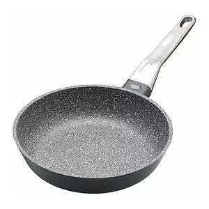 MasterClass Cast Aluminium 20cm Fry Pan