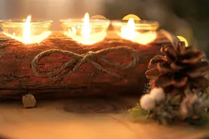 Christmas Log Candle Holder with 3 Tealights