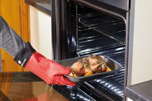 MasterClass Fleece Lined Silicone Oven Glove