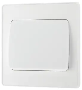 BG PCDCL12WW Pearlescent White Evolve 1 Gang 20A 16AX 2 Way Wide Rocker Light Switch - White Insert