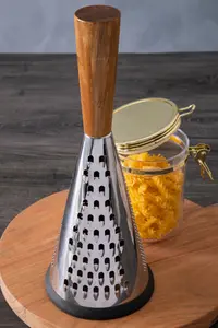 Maison by Premier Modern Retro Round Grater