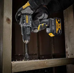 Dewalt 18v XR Brushless Twin Pack - Compact Combi Hammer Drill + Impact Driver