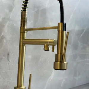 Liquida GR267BR Brushed Brass Kitchen Tap With Swivel Spout & Directional Spray