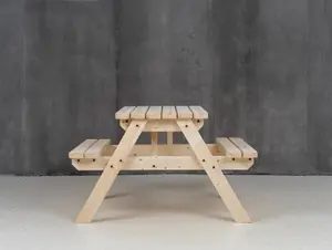 Classic Pub Style Picnic Bench and Table (5ft, Natural finish)