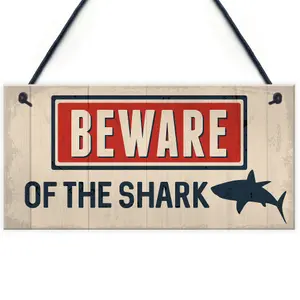 Red Ocean Funny Beware Of The Shark Hot Tub Pool Jacuzzi Sign Novelty Lazy Spa Hanging Garden Signs