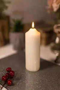 Vanilla Scented Pillar Candle - 24cm