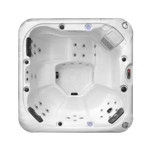 Canadian Spa Company Cambridge 6 person Hot tub