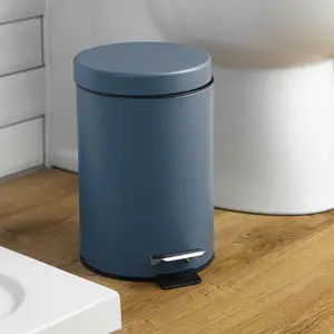 Harbour Housewares - Round Bathroom Pedal Bin - 3 Litre Blue