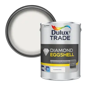 Dulux Trade Diamond Pure brilliant white Eggshell Metal & wood paint, 5L