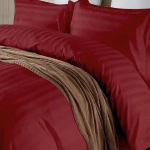 Florane Microfibre 250 TC Reversible Modern & Contemporary Duvet Cover Set with pillow cases Burgundy / Double Duvet Cover + 2  Standard Pillowcases