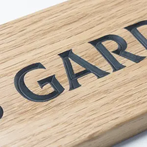 Peak Heritage Engraved Oak Sign 30cm - Herb Garden