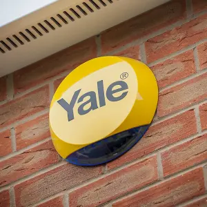 Yale IA-320 Sync 6 piece Intruder alarm kit