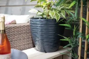 Lightweight Recycled Indoor or Outdoor Plastic 33cm Small Windermere Plant Pot - Plastic - L33 x W33 x H29 cm - Charcoal