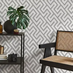 Larson Geometric Grey & Silver Wallpaper FD43071