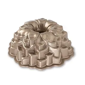 Nordic Ware 10 Cup Blossom Bundt Pan