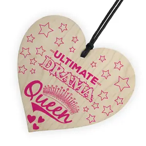 Red Ocean Ultimate Drama Queen Novelty Wooden Hanging Heart Plaque