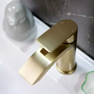 Flode Falun Mono Basin Mixer Tap Brushed Brass