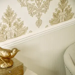 Jasmine Shimmer Wallpaper In Cream