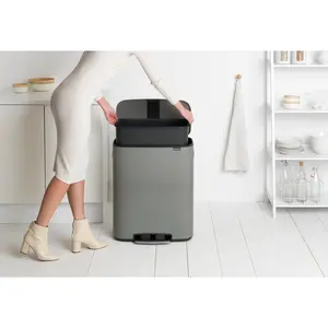 Brabantia Bo 60 Litre Pedal Bin Concrete Grey