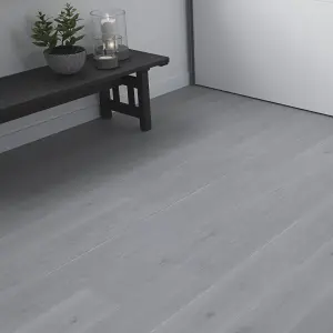 GoodHome Baila Grey oak Textured Wood effect Textured Click vinyl Click flooring, 2.2m²