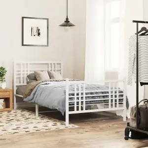 Berkfield Metal Bed Frame without Mattress with Footboard White 90x200cm