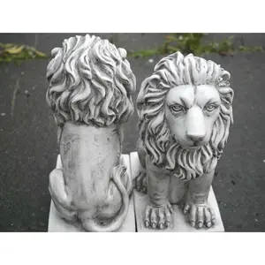 Haigler Lion Animals Plastic Garden Statue (Set of 2)