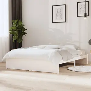 Berkfield Bed Frame White Solid Wood 135x190 cm Double