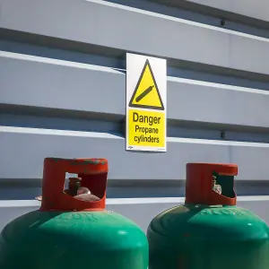 Sealey Warning Safety Sign Danger Propane Cylinders Rigid Plastic x10 SS62P10