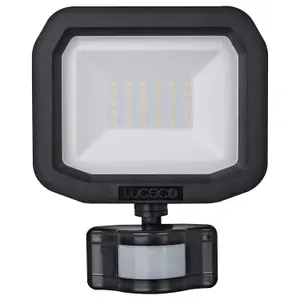 Luceco Black Smart PIR Floodlight