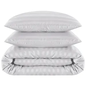 Renze Microfiber 250 TC Reversible Stripe Duvet Cover Set with Pillowcases White / Double Duvet Cover + 2 Standard  Pillowcases