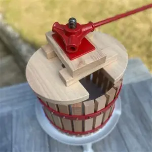 Traditional Fruit And Apple Press (12 Litre) With Straining Bag