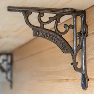 Hammer & Tongs - Ornate Iron Shelf Bracket - D150mm - Raw