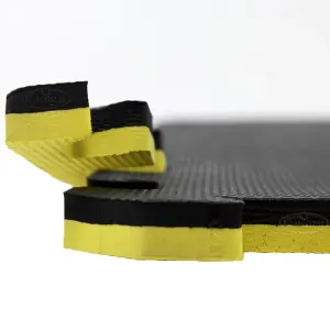 Martial Arts Karate Judo Kick Boxing Gym MMA 40mm in Black/Yellow Floor Mats