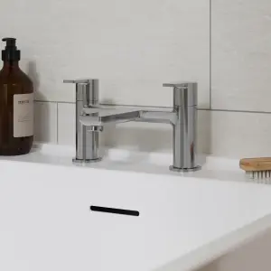 GoodHome Akita Gloss Chrome effect Deck-mounted Manual Single Bath Filler Tap