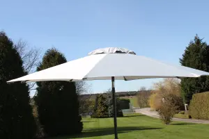 2.7M Wide Garden Parasol Umbrella With Tilt and Crank  (Light Grey)