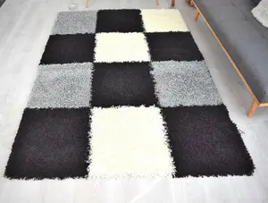 Black & Grey Checked Thick Shaggy Rug - California