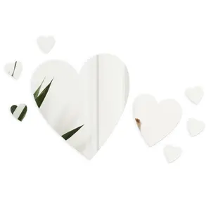 8 Piece Heart Pack Mirror Set