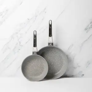 MasterClass Cast Aluminium Fast-heating Frying Pans Set with Non-stick Coating