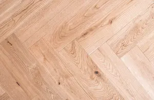 Impero Champagne Oak Engineered Wood Flooring. 1.26m² Pack