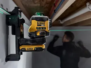 DeWalt DCLE34031D1 18V XR Compact Green Laser 3 x 360 Degree - 2.0Ah Battery