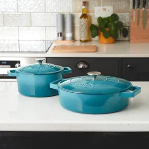 Cast Iron Casserole Set of 2 20cm & 28cm / 2.8L & 4.3L Dishes Oven Proof Enamelled Cast Iron Pans with Lids