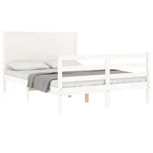 Berkfield Bed Frame without Mattress White Double Solid Wood