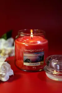 Yankee Candle Medium Jar Candle - Cliffside Sunrise