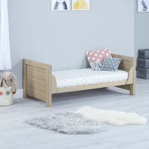 Veni Cot Bed Oak / No