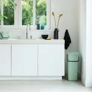 Brabantia Sort & Go Tall Jade Green Plastic Recycling bin - 40L Freestanding