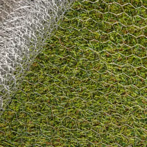 5m x 90cm x 13mm Galvanised Metal Chicken Garden Wire Netting or Fencing