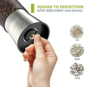 Oliver's Kitchen - Salt & Pepper Mills Grinder Set