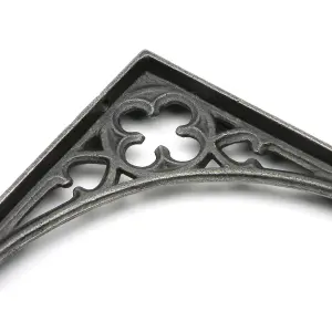 Oakcrafts - Pair of Antique Cast Iron Victorian Gothic Shelf Brackets - 180mm x 195mm