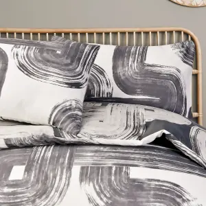 Smart Living Luxury Super Soft Reversible Elemental Geo Duvet Cover with Pillowcase